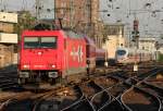 185 582-4 der HGK mit M�ller Touristik Sonderzug in K�ln Hbf am 16.09.2011