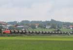 185 353-0 mit einem Sch�ttgutwagenzug am 27.