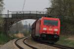 185 204-5 schiebend an einem G�terzug am 5.