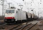 E186 237 mit Getreidezug nach der Durchfahrt durch den Gbf K�ln Gremberg rtg S�dbr�cke am 14.02.2010