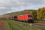 187 158 mit einem gemischten G�terzug am 12.