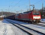 189 043-3 mit Schwestermaschine und Erzzug in K�ln West am 30.12.2010