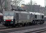 ES 64 F4 200/ E189 200 der ITL mit unbekannter Class 66 am Haken in K�ln West am 11.02.2011