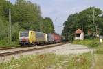 Die Lokomotion 189 901 und 189 917 in A�ling (Oberbay) am 04,08,12