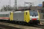 ES 64 F4-089, aufgenommen bei der Durchfahrt durch den Heimeranplatz, am 23.01.10.
