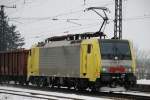 ES 64 F4-023, aufgenommen am 15.02.10, bei der Durchfahrt durch Gersthofen, Strecke Augsburg-Donauw�rth.