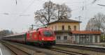1216 014, aufgenommen bei der Durchfahrt duech A�ling, am 11.11.12.