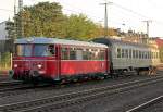 VT23 der RSE mit Silberling in K�ln West am 24.09.2011