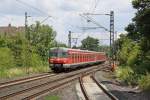 Der 420 322-0 und 420 810-4 in Raunheim am 16,07,12