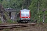 Der 928 495 als RB 47 richtung Solingen in Wuppertal Hammesberg am 08,07,11