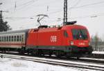 1016 036-4, aufgenommen am 15.02.10, bei der Durchfahrt durch Gersthofen, Strecke Augsburg-Donauw�rth.