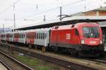 1016 028-1 nach der Einfahrt in Passau Hbf am 05.04.10