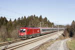 1116 127 mit einem  EC  aus Salzburg kommend bei Grabenst�tt.