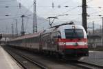 1216 020  175-Jahre �BB  bei der Ausfahrt aus dem Bahnhof von Kufstein/Tirol am 29.