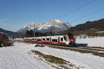 4748 041 war am 3. Dezember 2025 bei Fieberbrunn in Richtung Saalfelden unterwegs.