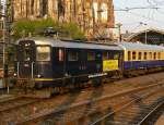 Eine Re 4/4 verl�sst K�ln Hbf im Apr.09